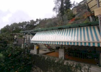 Cortile interno - Appartamento all'asta via Cornice Sant'Ambrogio, 99/2, Zoagli - foto 12