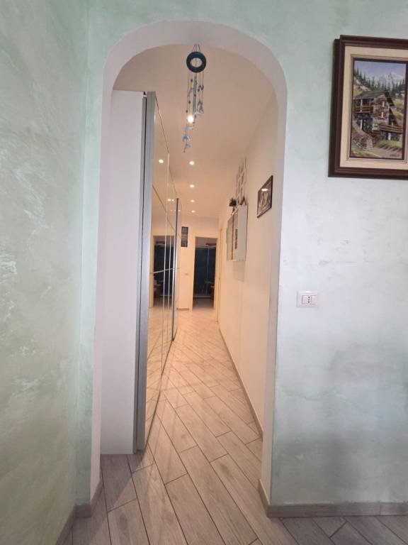 Corridoio - Trilocale salita Torre del Menegotto, 41, frazione San Massimo, Rapallo - foto 3