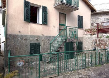 Facciata - Quadrilocale Località Vicosoprano, 27, Rezzoaglio - foto 6