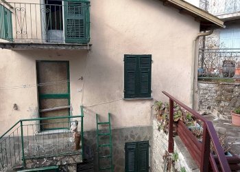 Facciata - Quadrilocale Località Vicosoprano, 27, Rezzoaglio - foto 9