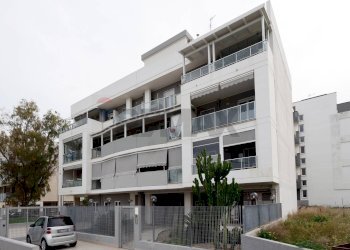 Edificio all\'aperto - Trilocale via Fratelli Spizzico
 
10, Bari - foto 1