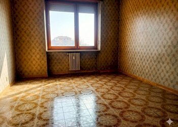 Camera da letto - Three-room apartment via Giuseppe Giacosa, 12, Moncalieri - photo 28