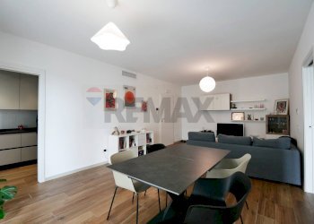 Sala da pranzo - Trilocale Renata Fonte, Bari - foto 3