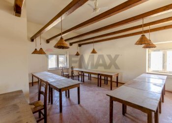 Sala da pranzo - Commercial Premises Via Cisternino /S.p. 134, Locorotondo - photo 4