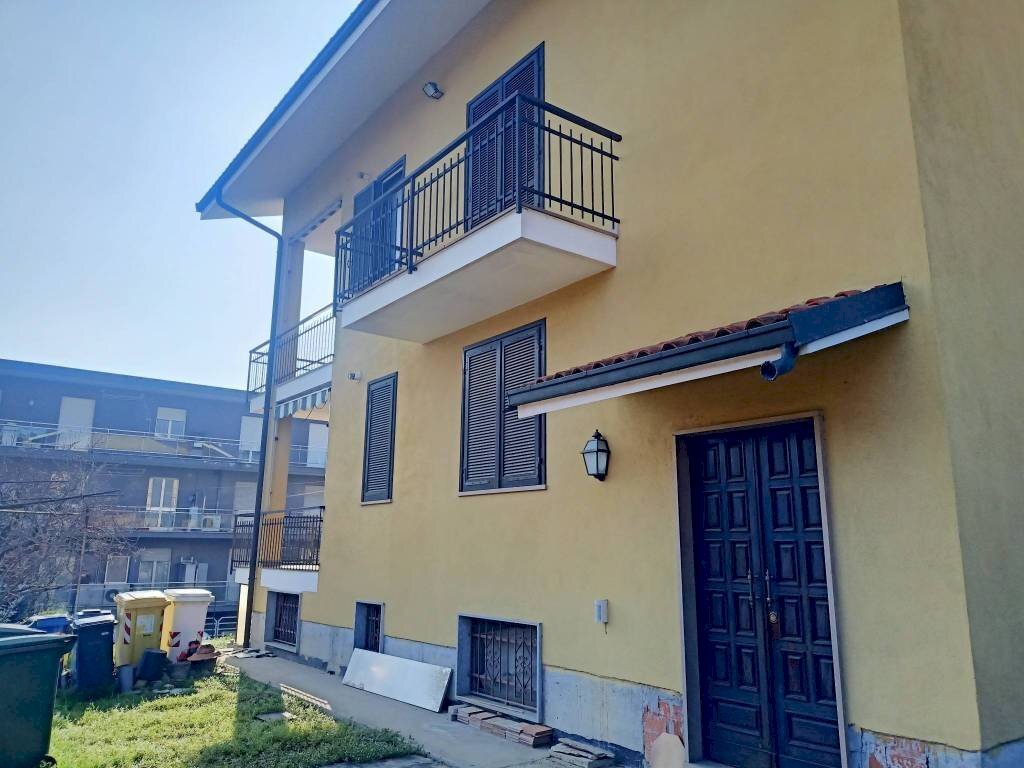 Facciata - Quadrilocale via Torino, 69, Trofarello - foto 1