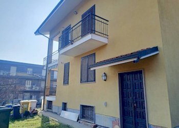 Facciata - Quadrilocale via Torino, 69, Trofarello - foto 1