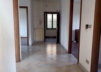 Corridoio - Quadrilocale via Torino, 69, Trofarello - foto 11