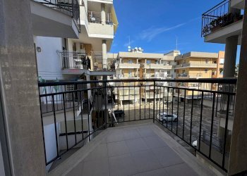 Balcone - Bilocale Via Giuseppe Tatarella
 
27, Valenzano - foto 8