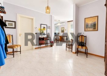 Soggiorno - Bilocale Via Giuseppe Tatarella
 
27, Valenzano - foto 1