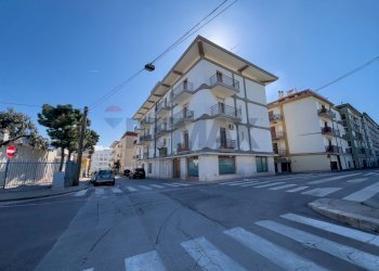 Edificio all\'aperto - Magazzino Via Papa Giovanni XXIII
60/62, Fasano - foto 9