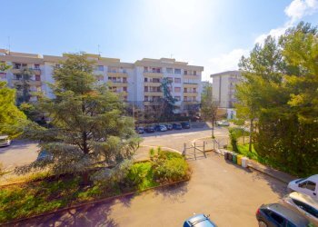 Edificio all\'aperto - Quadrilocale Ezio Vanoni
 
15, Triggiano - foto 2