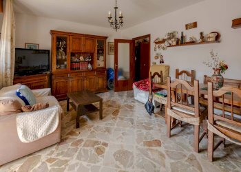 Sala da pranzo - Quadrilocale Ezio Vanoni
 
15, Triggiano - foto 7