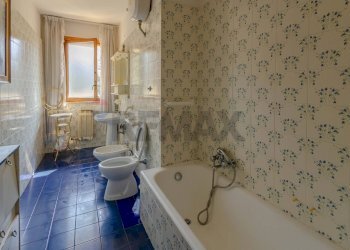 Bagno - Quadrilocale Ezio Vanoni
 
15, Triggiano - foto 14