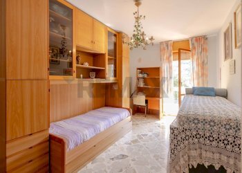 Camera / camera da letto - Quadrilocale Ezio Vanoni
 
15, Triggiano - foto 15