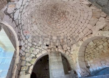 Edificio all\'aperto - Baita Via Massafra/Località Coccioline, Martina Franca - foto 18