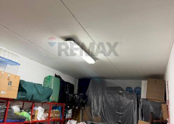 Dispensa di stoccaggio - Quadrilocale Strada Dello Schiamante
 
1, Bari - foto 23