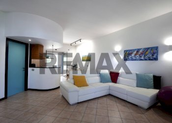 Soggiorno - Four-room apartment Strada Dello Schiamante
 
1, Bari - photo 1