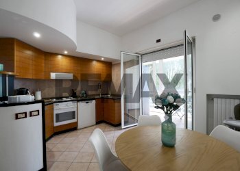 Cucina - Four-room apartment Strada Dello Schiamante
 
1, Bari - photo 3