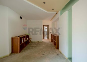 Hall / corridoio - Appartamento via Enrico Toti
 
102, Mola di Bari - foto 12