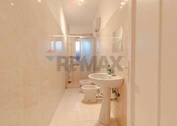 Bagno - Trilocale Via Giuseppe Fanelli
 
206/G, Bari - foto 20