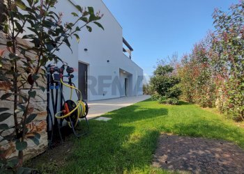 Giardino - Appartamento Strada Torrebella
 
6, Bari - foto 4