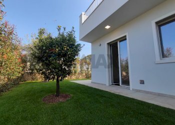 Giardino - Appartamento Strada Torrebella
 
6, Bari - foto 8