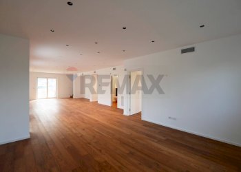 Stanza vuota - Appartamento Strada Torrebella
 
6, Bari - foto 15