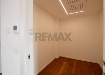 Stanza vuota - Quadrilocale Strada Torrebella
 
6, Bari - foto 20