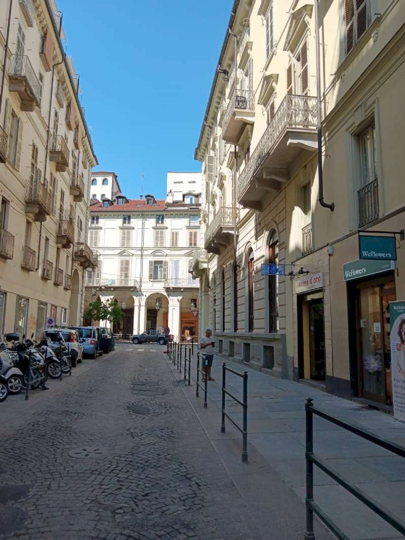 zone limitrofi - Shop via Carlo Alberto, 1, Torino (neighborhood Centro) - photo 3