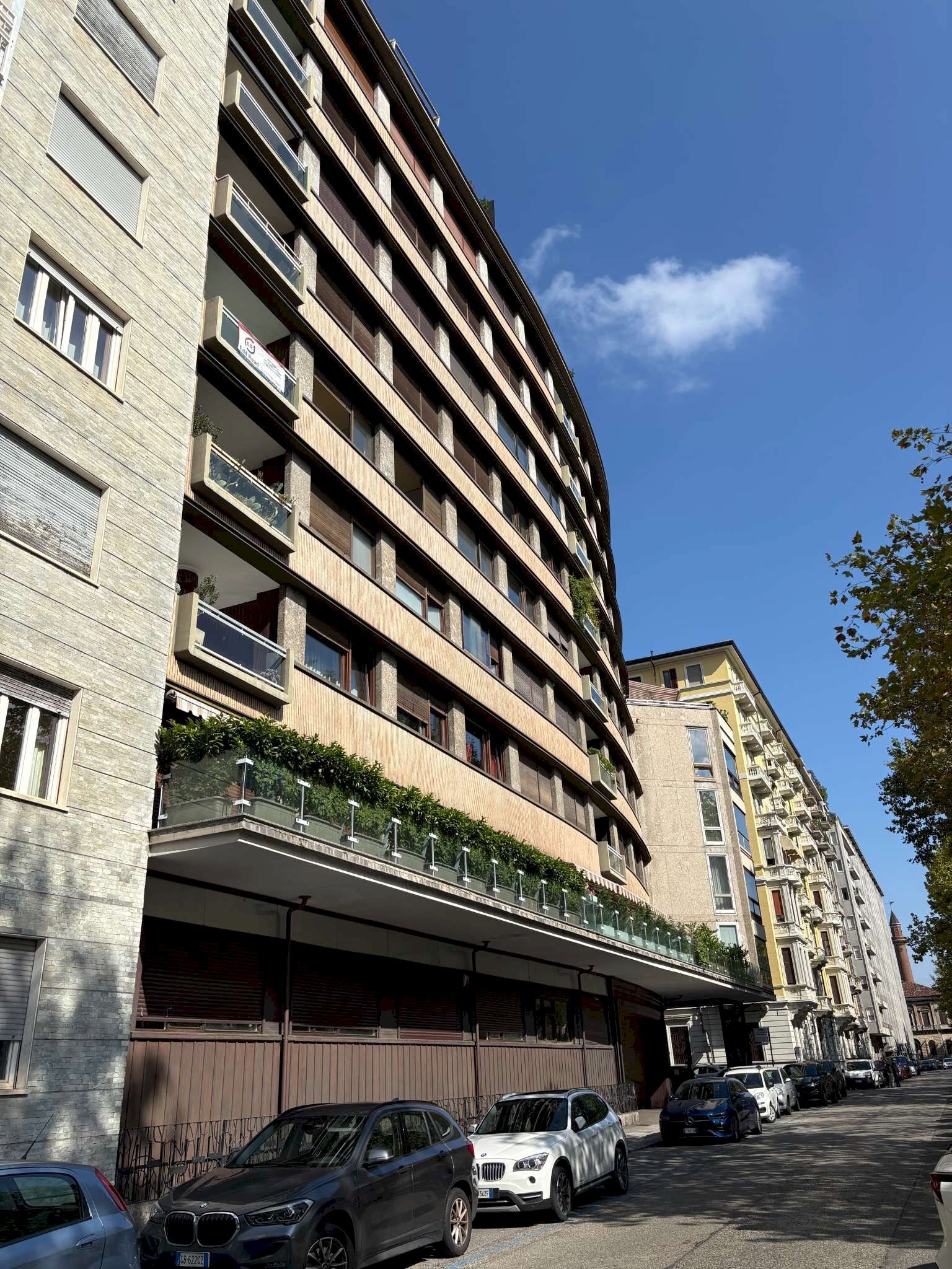 img_2695 - Appartamento corso Massimo D'Azeglio, 76, Torino (zona San Salvario) - foto 1