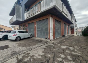 Edificio all\'aperto - Locale Commerciale Strada Pandolfi
47/1, Pescara - foto 12