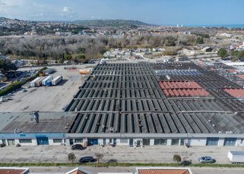 Edificio all\'aperto - Capannone VIA CAVALLOTTI
 
25, Montesilvano - foto 3