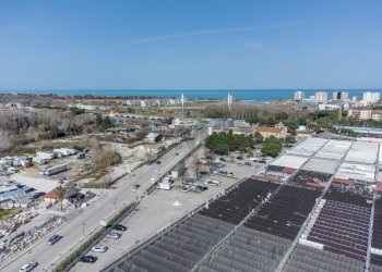 Vista dell\'acqua - Capannone VIA CAVALLOTTI
 
25, Montesilvano - foto 5