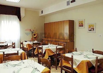 Sala da pranzo - Hotel VIA DELLA LIBERTA
 
10, Caramanico Terme - foto 8