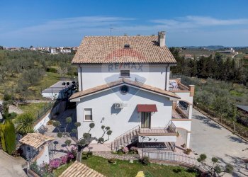 Foto 16 - Villa Città Sant'Angelo - foto 16