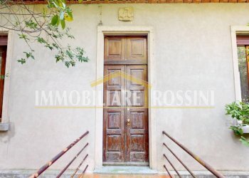 Ingresso - Villa via Fincarà, 45, Varese (zona Santa Maria del Monte) - foto 13