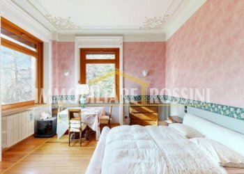 Camera da letto - Villa via Fincarà, 45, Varese (zona Santa Maria del Monte) - foto 18