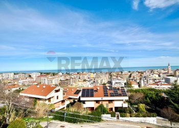 Edificio all\'aperto - Terraced Villa Strada Zanni
30, Pescara - photo 3