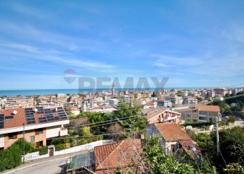 Edificio all\'aperto - Terraced Villa Strada Zanni
30, Pescara - photo 6