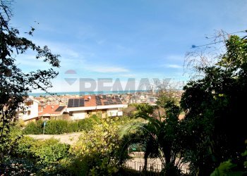 Edificio all\'aperto - Terraced Villa Strada Zanni
30, Pescara - photo 17