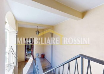 Interno palazzo - Trilocale via San Martino della Battaglia, 6, Varese - foto 7