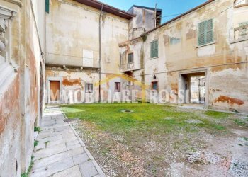 Cortile interno - Trilocale via San Martino della Battaglia, 6, Varese - foto 31
