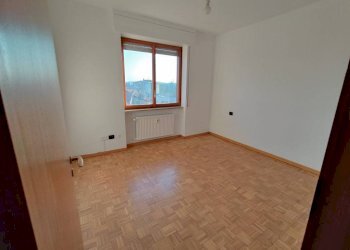 camera - Four-room apartment via Adriatico, 6, Varese - photo 7