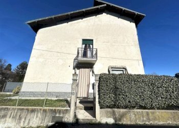 Facciata - Trilocale via Caseè, 60, Caronno Varesino - foto 3