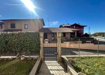 Ingresso - Trilocale via Caseè, 60, Caronno Varesino - foto 15