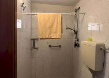 whatsapp image 2026-02-13 at 16.29.36 (1) - Portion of a house via Di Sesto, Imola - photo 10