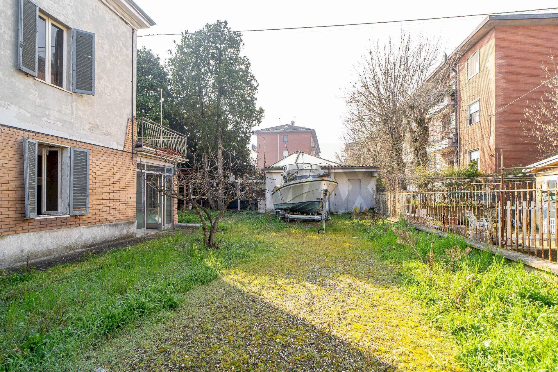 Giardino - Casa indipendente VIA NAZIONALE
 
1, Sissa Trecasali - foto 3