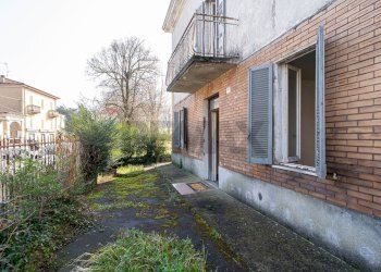 Giardino - Casa indipendente VIA NAZIONALE
 
1, Sissa Trecasali - foto 2