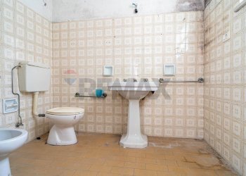 Bagno - Casa indipendente VIA NAZIONALE
 
1, Sissa Trecasali - foto 19
