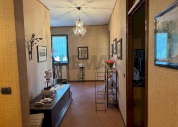Hall / corridoio - Villa a Schiera via Salati
 
21, Parma - foto 3